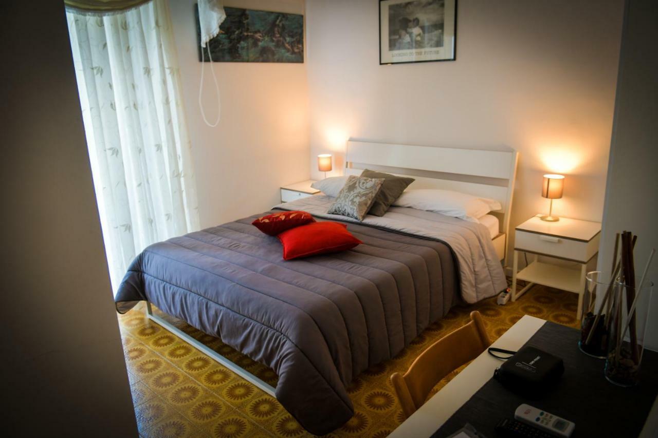 The Artist'S Home Catania Centro Extérieur photo